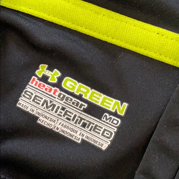 University of Washington under armour med top - Picture 2 of 2